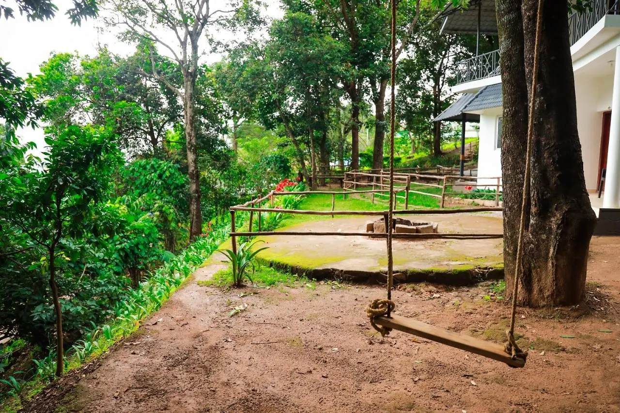 Hotel Golden Fern Resort Kanthalloor India